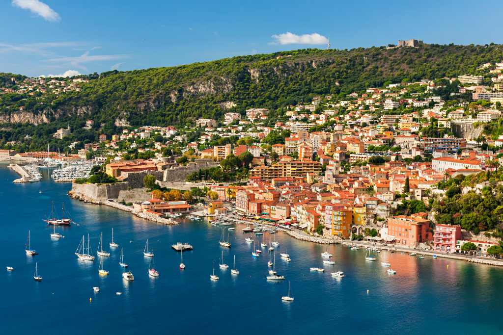 La Côte d'Azur, destination idéale pour partir un week-end prolongé en mai