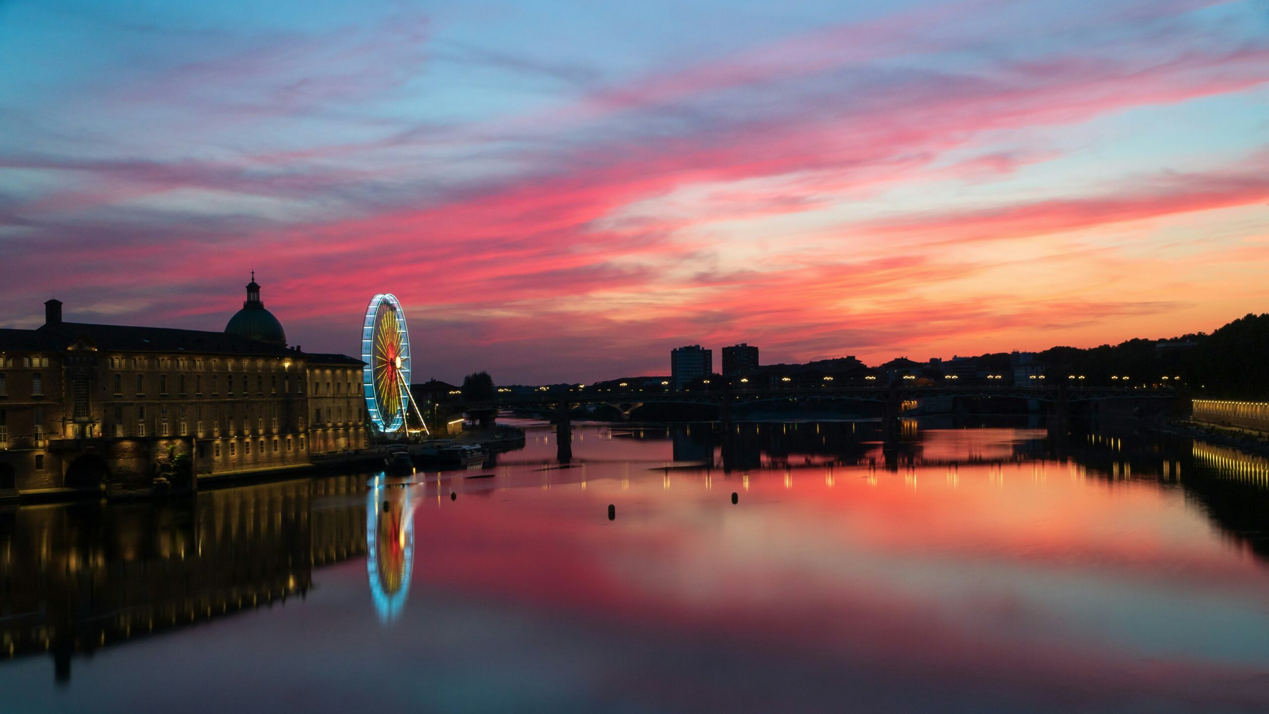 Incentive Toulouse, quai de la Garonne